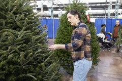 January 12, 2024: Sen. Cappelletti visited the PA Farm Show today and interviewed Agriculture Secretary Russell Redding before capping the day with a blue ribbon in the annual Celebrity Cow Milking Contest.   Sen. Cappelletti, along with teammates Sens. Vogel and Rothman, as well as local news anchor Valerie Pritchett, produced 1.45 lbs of milk from a cow named “Molly” to earn the championship.