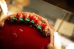 September 26, 2022: Senator Amanda Cappelletti Tours Aux Petits Delices, a bakery in Wayne, PA.