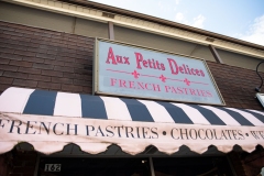 September 26, 2022: Senator Amanda Cappelletti Tours Aux Petits Delices, a bakery in Wayne, PA.