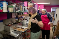 February 21, 2023: Senator Amanda Cappelletti visits Frosty Falls Ice Cream