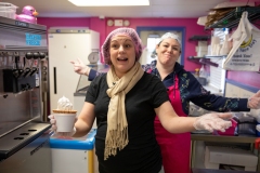 February 21, 2023: Senator Amanda Cappelletti visits Frosty Falls Ice Cream