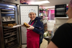 February 21, 2023: Senator Amanda Cappelletti visits Frosty Falls Ice Cream