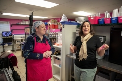 February 21, 2023: Senator Amanda Cappelletti visits Frosty Falls Ice Cream