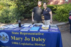 August 2, 2023: Senator Amanda Cappelletti Hosts Annual Kids Fair at Elmwood Park Zoo.