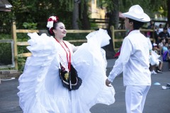 August 2, 2023: Senator Amanda Cappelletti Hosts Annual Kids Fair at Elmwood Park Zoo.