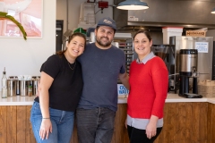 November 13, 2024: Senator Amanda Cappelletti Visits Kismet Bagels.