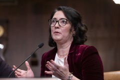 January 26, 2024: Sens. Cappelletti and Schwank, in conjunction with the Women’s Health Caucus, today hosted Alexis McGill Johnson, President and CEO of Planned Parenthood along with regional Planned Parenthood officials and advocates for a visit to the Capitol and a discussion of legislative priorities for women’s health in Pennsylvania.  The group was joined by Gov. Josh Shapiro and Dr. Valerie Arkoosh, secretary of the PA Department of Human Services.