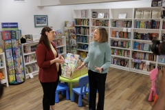 November 18, 2024: Senator Amanda Cappelletti visits Main Point Books.