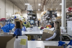 January 17, 2024: Senator Cappelletti tours Mitzvah Circle. Mitzvah Circle provides vulnerable community members with the materials they need the most, when they need it the most. 