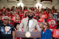 October 4, 2023: Senator Amanda Cappelletti joined colleagues and Moms Demand Action Executive Director Angela Ferrell-Zabala and Over 100 Gun Safety Advocates at Statehouse to Call for Action on Gun Safety During Annual Advocacy Day.