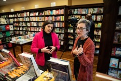 4 de octubre de 2022: La Senadora Amanda Cappelletti visita la Librería Narberth