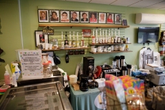 February 22, 2022: Senator Amanda Cappelletti visits New Avenue Café.