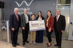 November 18, 2024: Senator Amanda M. Cappelletti presented a state grant for $375,000 to the Penn Institute for RNA Innovation for celiac disease-related research. The funding will support research into how RNA therapeutics could be used to prevent celiac disease. Senator Cappelletti was joined by Drew Weissman, MD, PhD, a Nobel-Prize winning physician and researcher at the Perelman School of Medicine at the University of Pennsylvania, best known for his contributions to RNA biology and the COVID-19 mRNA vaccines. They were also joined by the Bari Family which includes Jax Bari, an 11-year-old boy with celiac disease and a constituent in Senator Cappelletti’s district. Jax is the Co-Founder of Celiac Journey, a patient-centric advocacy organization, with an emphasis on telling the pediatric perspective of 3.3 million American Celiacs.