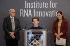 November 18, 2024: Senator Amanda M. Cappelletti presented a state grant for $375,000 to the Penn Institute for RNA Innovation for celiac disease-related research. The funding will support research into how RNA therapeutics could be used to prevent celiac disease. Senator Cappelletti was joined by Drew Weissman, MD, PhD, a Nobel-Prize winning physician and researcher at the Perelman School of Medicine at the University of Pennsylvania, best known for his contributions to RNA biology and the COVID-19 mRNA vaccines. They were also joined by the Bari Family which includes Jax Bari, an 11-year-old boy with celiac disease and a constituent in Senator Cappelletti’s district. Jax is the Co-Founder of Celiac Journey, a patient-centric advocacy organization, with an emphasis on telling the pediatric perspective of 3.3 million American Celiacs.