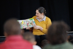 Noviembre 12, 2024: Senator Cappelletti joined the George Washington Carver Community Center, located in Norristown, as a guest storyteller during their regular story hour. Senator Cappelletti read aloud to a group of about 40 preschoolers and read four books, including The Thank You Book and We’re Different, We’re the Same. 