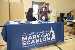 September 28, 2023: Sen. Amanda Cappelletti hosts Senior Fair at the Haverford YMCA.
