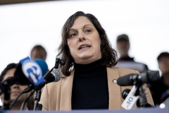 Mayo 21, 2025: Senator Cappelletti joined Montgomery County Commissioner Neil Makhija, Representative Mary Jo Daley, local elected officials and the Narberth community for a rally style press event in support of funding SEPTA at the Narberth Regional Rail station.