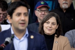 May 21, 2025: Senator Cappelletti joined Montgomery County Commissioner Neil Makhija, Representative Mary Jo Daley, local elected officials and the Narberth community for a rally style press event in support of funding SEPTA at the Narberth Regional Rail station.