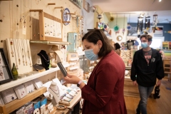 June 3, 2021:  Senator Amanda Cappelletti visits Sweet Mable Art & Craft.