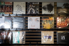 February 21, 2023: Senator Amanda Cappelletti visits Vinyl Closet Records.