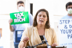 August 26, 2021: Senators Cappelletti and Kearney  held a rally in front of the Delaware County Courthouse in Media with We the People and  For Our Future to call for release of idled American Rescue Plan Funds to help the vulnerable and rebuild the economy.